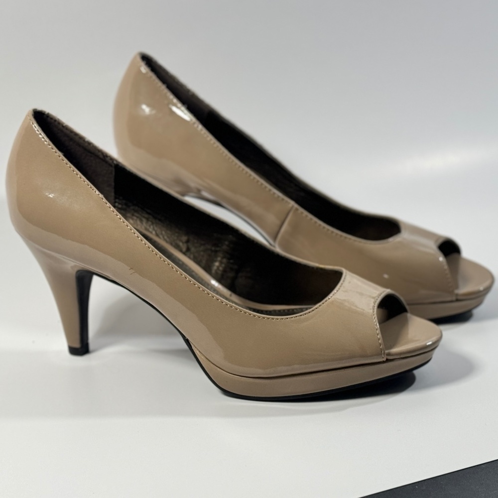 Bandolino Women's Peep Toe Platform Stiletto Dress Pumps Size 9M